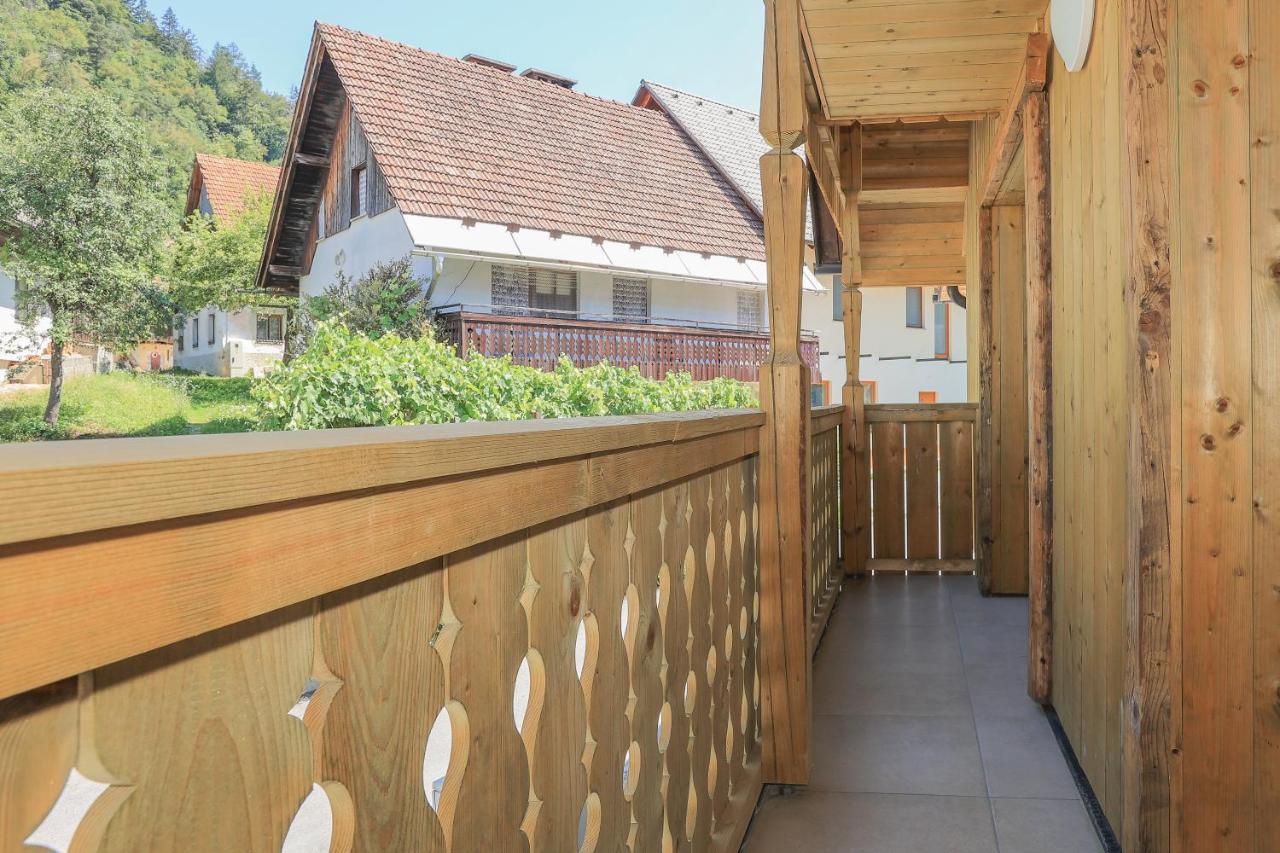 Apartments Mulej Блед Екстер'єр фото